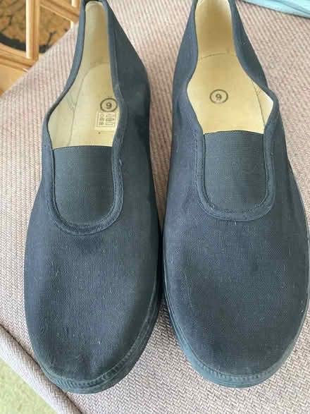 Photo of free Pair of Black Canvas shoes size 9 (BA11) #1