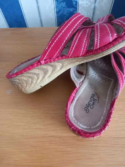 Photo of free Ladies sandals (Belvidere SY2) #2