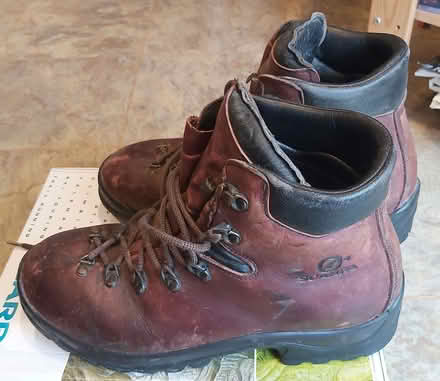 Photo of free Hiking Boots mens size 45 (Kendal LA9) #3