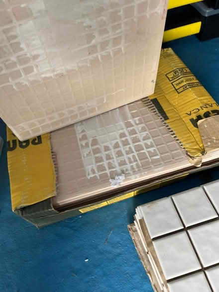 Photo of free porcelain tiles (Newtonhill AB39) #2