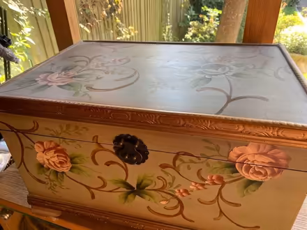 Photo of free Storage chest/ small side table for lamp (World's End RH15) #2