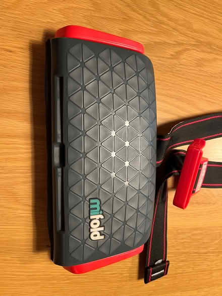 Photo of free MiFold mini child car booster seat (Bewdley DY12) #2