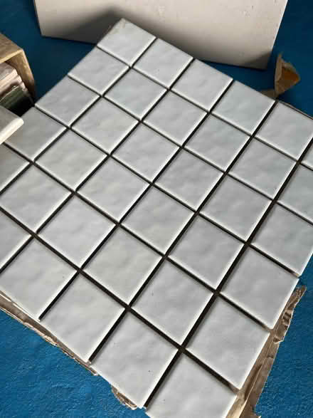 Photo of free porcelain tiles (Newtonhill AB39) #3