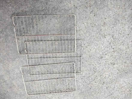 Photo of free 3 oven racks (Barrhaven) #1