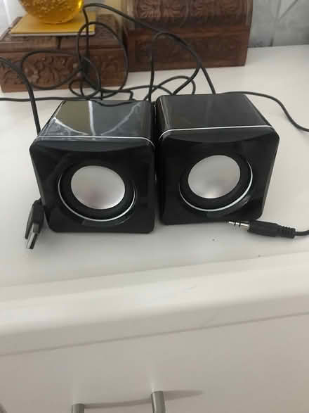 Photo of free Mini speakers (Kingswinford) #1