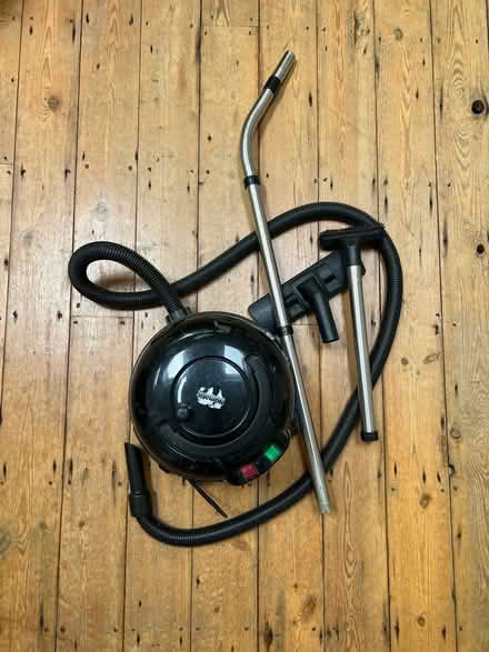 Photo of free Broken Henry Hoover (Hampstead NW3) #3