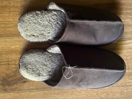 Photo of free Men's Slippers Size M (Dundas & Tomken) #1