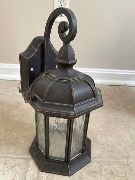 Photo of free 3 outdoor lanterns (Zip 22306 Alexandria) #2