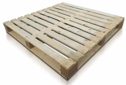 Photo of Pallets (Gravesend DA12) #1