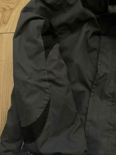 Photo of free Age 5-6 3 in 1 jacket (Grays RM17) #2