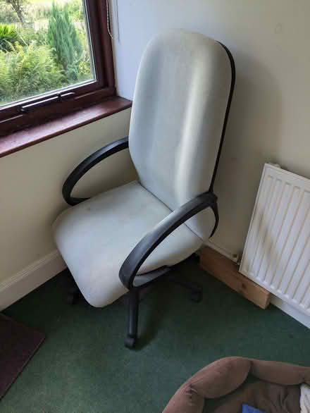 Photo of free Comfortable swivelling office chair (PH10 Kirkton of Lethendy) #1
