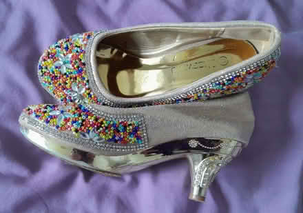 Photo of free Childs Shoes (No 1) (Belmont SL6) #1