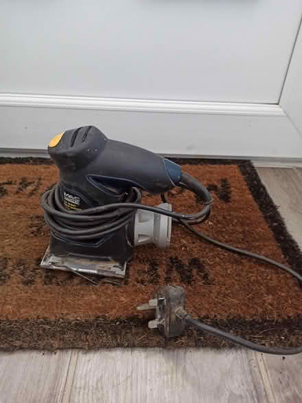 Photo of free MacAllister 1/4 sheet palm sander (OX3 Wood Farm) #1