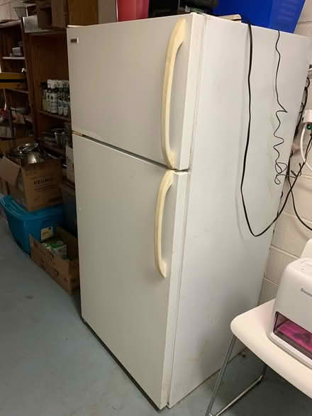 Photo of free Refrigerator (Port Orchard) #1