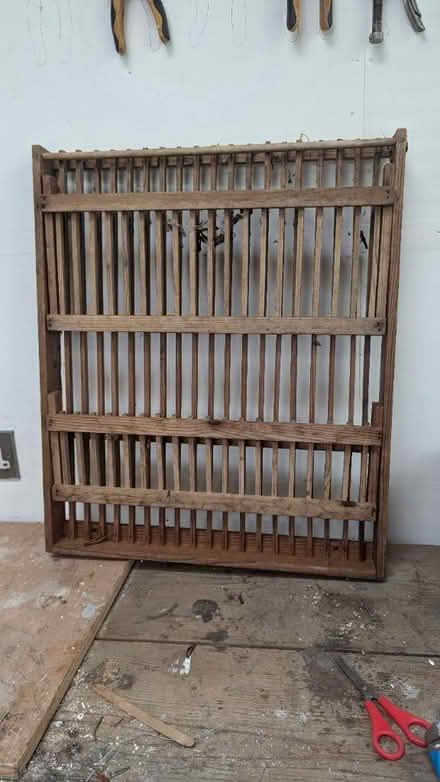 Photo of free Wall mounted drying rack / storage (King George's Park: SW18 4) #1