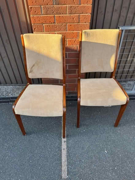 Photo of free Pair of dining chairs (Horfield Bristol)