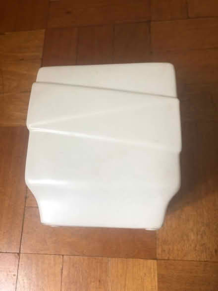 Photo of free Indoor plantpot (St Pauls Ward GU15) #1
