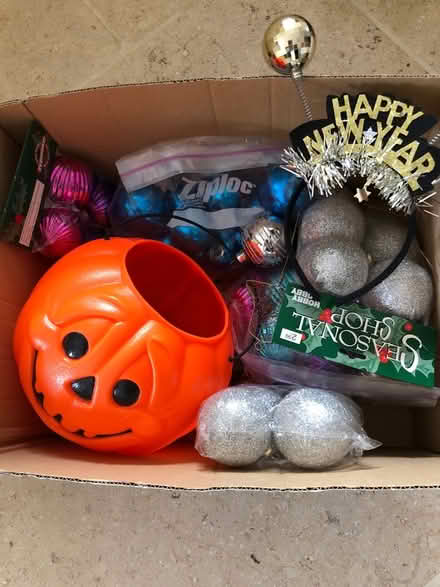 Photo of free Christmas/ Halloween/ New Year (OX14 Drayton) #1