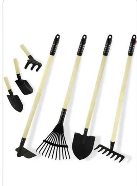 Photo of gardening tools (Oakland) #2