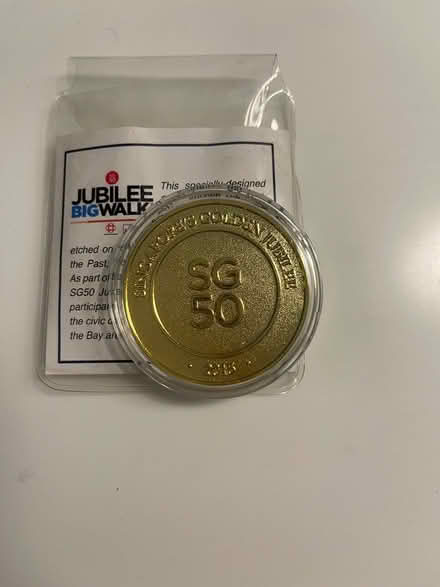 Photo of free Jubilee big walk 2015 medal (Near one-north mrt) #1
