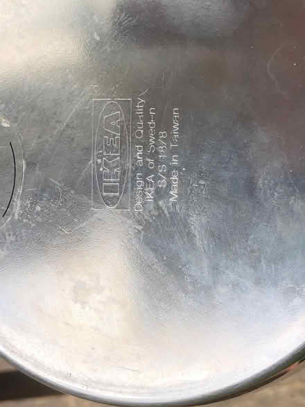 Photo of free Vase and Beakers (Parliament Hill Fields, NW5) #2