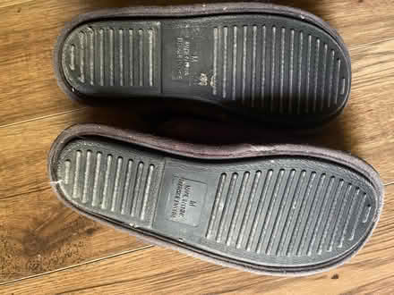 Photo of free Men's Slippers Size M (Dundas & Tomken) #2