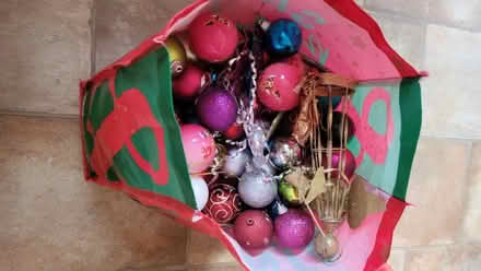 Photo of free Random Xmas bauables (Se25) #2