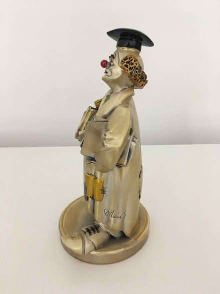 Photo of free Clown lawyer figurine (Millwall E14) #2