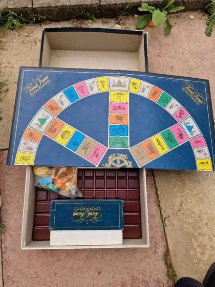 Photo of free Trivial Pursuit Board Game Genus Ed (Luton LU2) #2