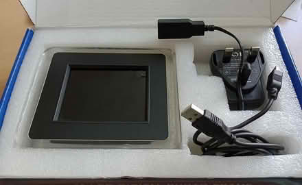 Photo of free Digital photo frame (Market Place Kendal LA9) #3