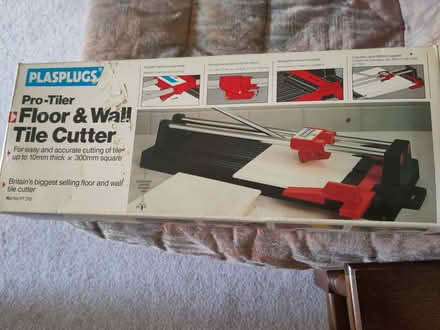 Photo of free Floor and wall tile cutter (Selsdon CR2) #1