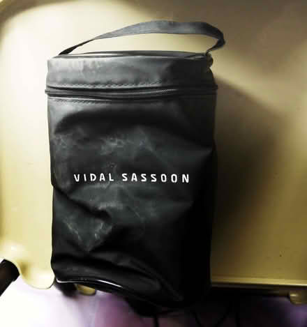 Photo of free Travel Hairdryer - Vidal Sassoon (Great Hollands RG12) #3