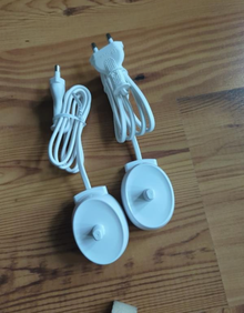 Photo of free 2x Braun Electric charger's (Nether Edge S7) #1
