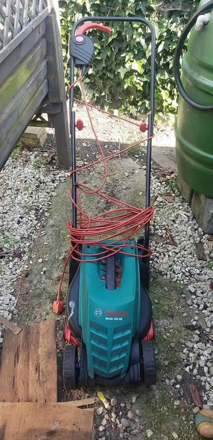 Photo of free Lawnmower [Repair/Spares] (EN8) #1