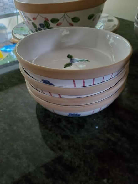 Photo of free Service bowl, platter & ind. bowls (Andover) #2