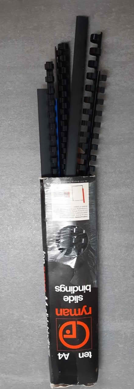 Photo of free Assorted slide and comb binders. A4. (South Ham RG22) #1