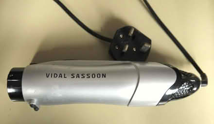 Photo of free Travel Hairdryer - Vidal Sassoon (Great Hollands RG12) #1