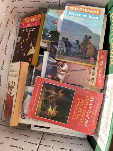 Photo of free Box of French literature (Abingdon-on-Thames OX14) #1
