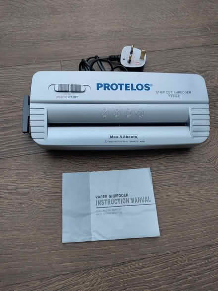 Photo of free Shredder small new (Barton OX3) #2