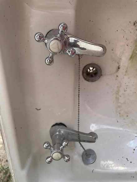 Photo of free BS16 Bathroom sink (Staple Hill BS16) #3