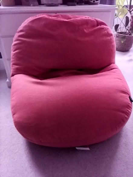 Photo of free Large Bean bag (South Tonbridge TN9) #3