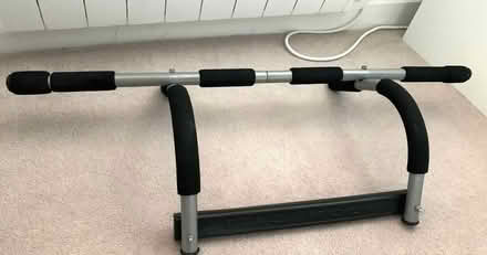 Photo of free Pull-up bar (Upper Sydenham SE26) #1