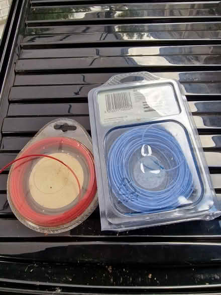 Photo of free 2 packs trimmer line (Luton LU2) #2