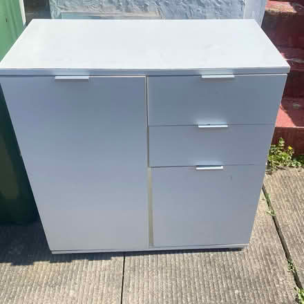 Photo of free Small white cabinet (Elm grove, brighton) #1