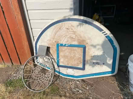 Photo of free Basketball hoop & backboard (Northgate) #1