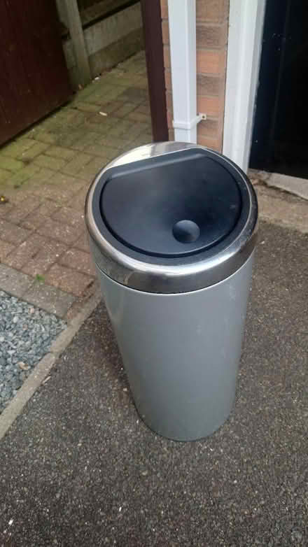 Photo of free Brabantia kitchen bin (NR7) #1