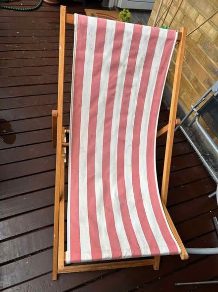 Photo of free Deck chair (Wandsworth SW18) #1