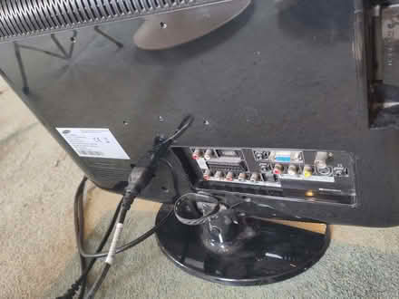 Photo of free Monitor (Cambridge GL2) #4