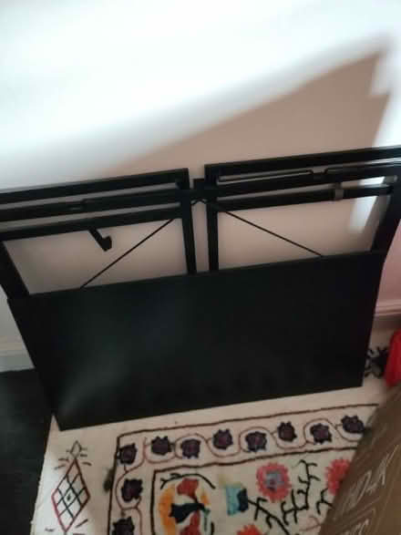 Photo of free computer desk folds out for easy setup. (Wolverton MK12) #1