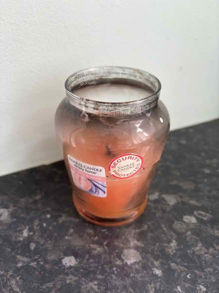 Photo of free Yankee Candle Tangerine & vanilla (Enderby LE19) #1